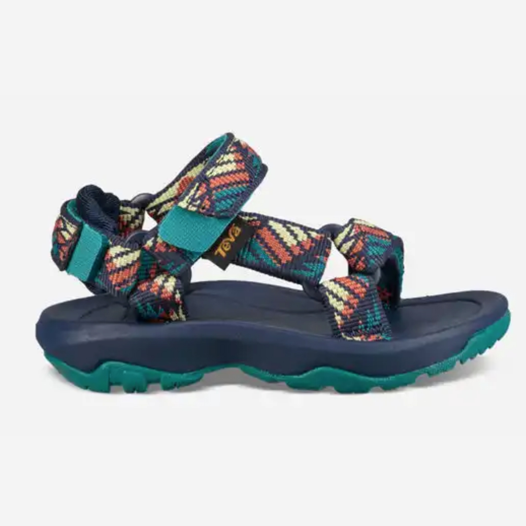 teva toddler water shoes