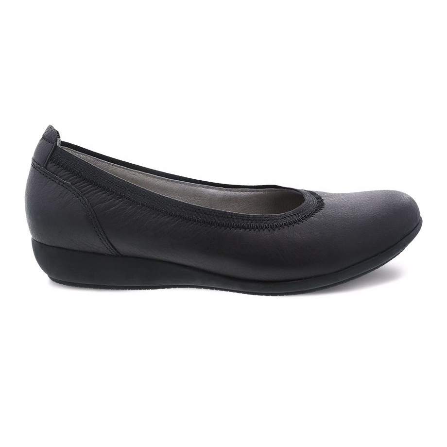 Dansko Women's Kristen Black Milled Full Grain | Laurie's Shoes