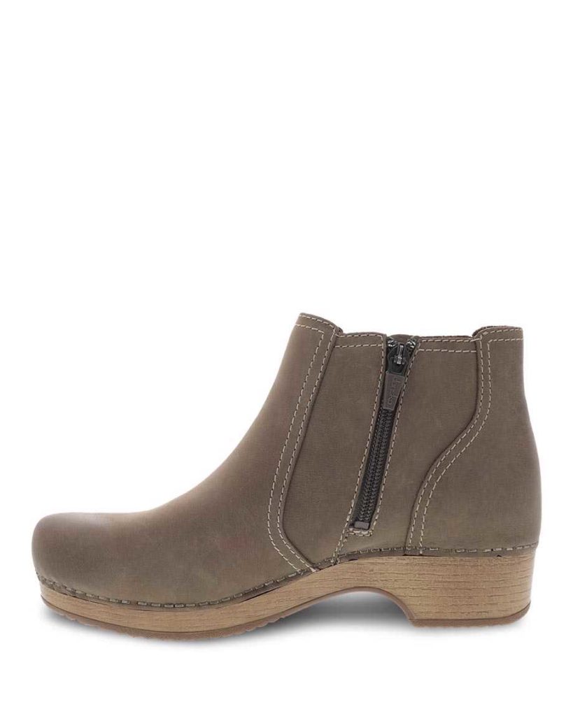 dansko women's barbara stores