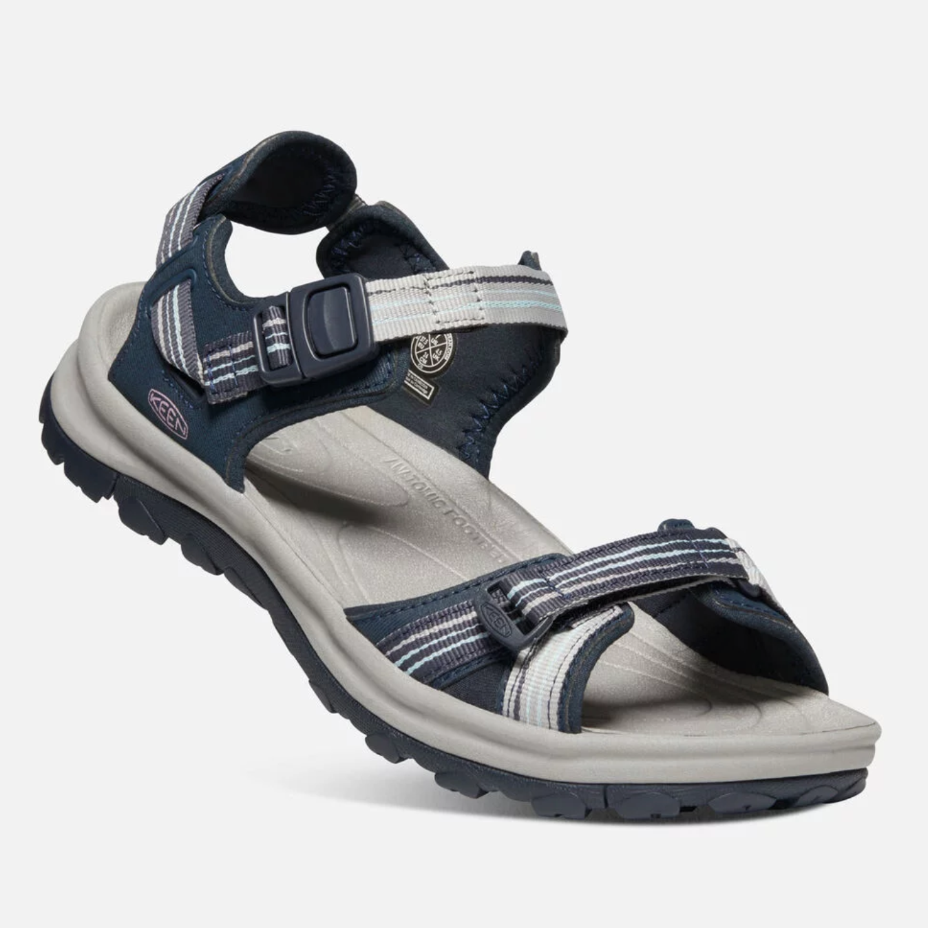 suicoke white moto cab