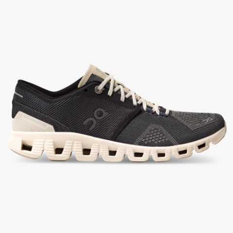 on cloud x black pearl size 9