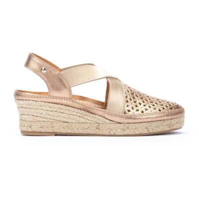Pikolinos Women’s Benidorm Wedge featuring a leather and textile upper, elastic closure, and a 5 cm wedge heel for stylish comfort.