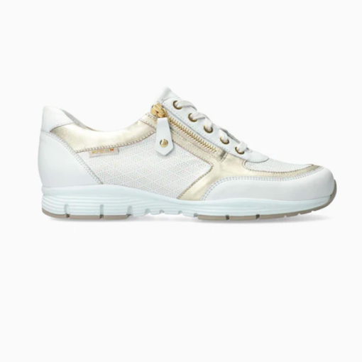 Mephisto Women's Ylona Sneaker showcasing premium leather upper, lace-up closure with side zipper, and SOFT-AIR cushioned sole for enhanced comfort and style.
