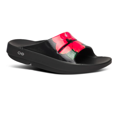 OOFOS Women's OOahh Slide Sandal featuring patented footbed, impact-absorbing OOfoam™ technology, and a sleek slip-on design for comfort and recovery.